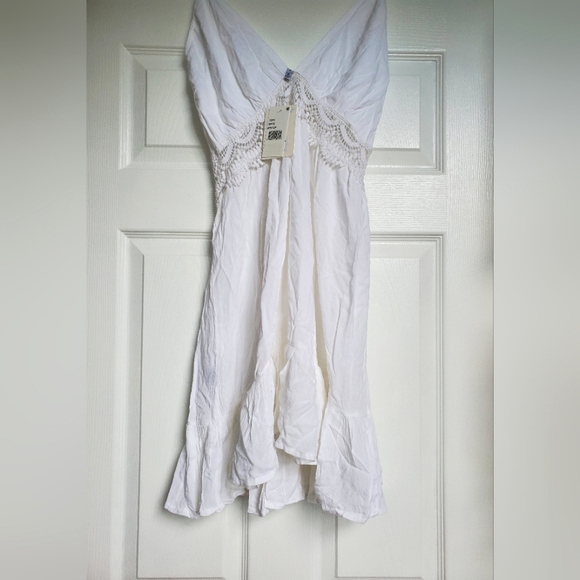 Raviya White Sleeveless Flutter-Hem Cover-up Beach Dress Size M - Picture 6 of 9